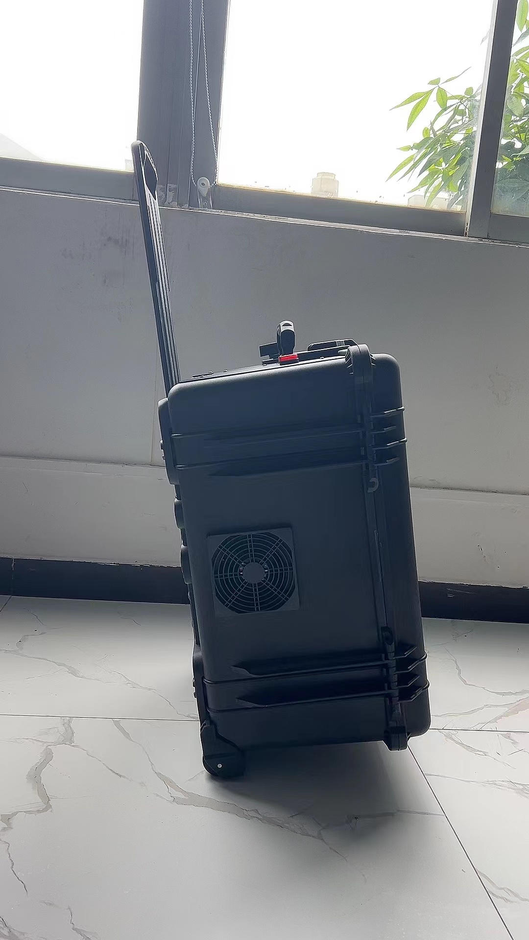 犍为手拉箱型移动通信干扰器